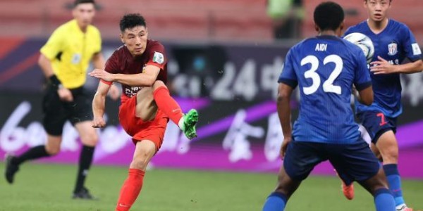 开云体育官网登录-海港赛季首胜申花觊觎双冠 穆斯卡特的坚持与求变