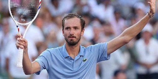 梅总爆掉阿卡原因揭秘，辛纳横扫紫薇却现隐忧，西尼娃汤森德夺冠