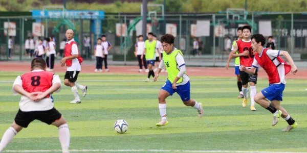 开云体育官网登录-战鼓擂响！南充队完成首次集训 全力以赴备战“川超”