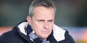 博伊射门反弹到后卫手臂造点！哈曼质疑：我受够了，这不是足球