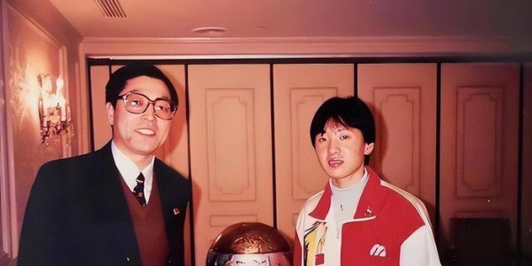 开云注册-退役后移居美国，3个孩子3个爹，52岁奥运冠军王军霞如今还好吗？|马俊仁|比赛|女儿|儿子|马拉松_新浪体育_新浪新闻